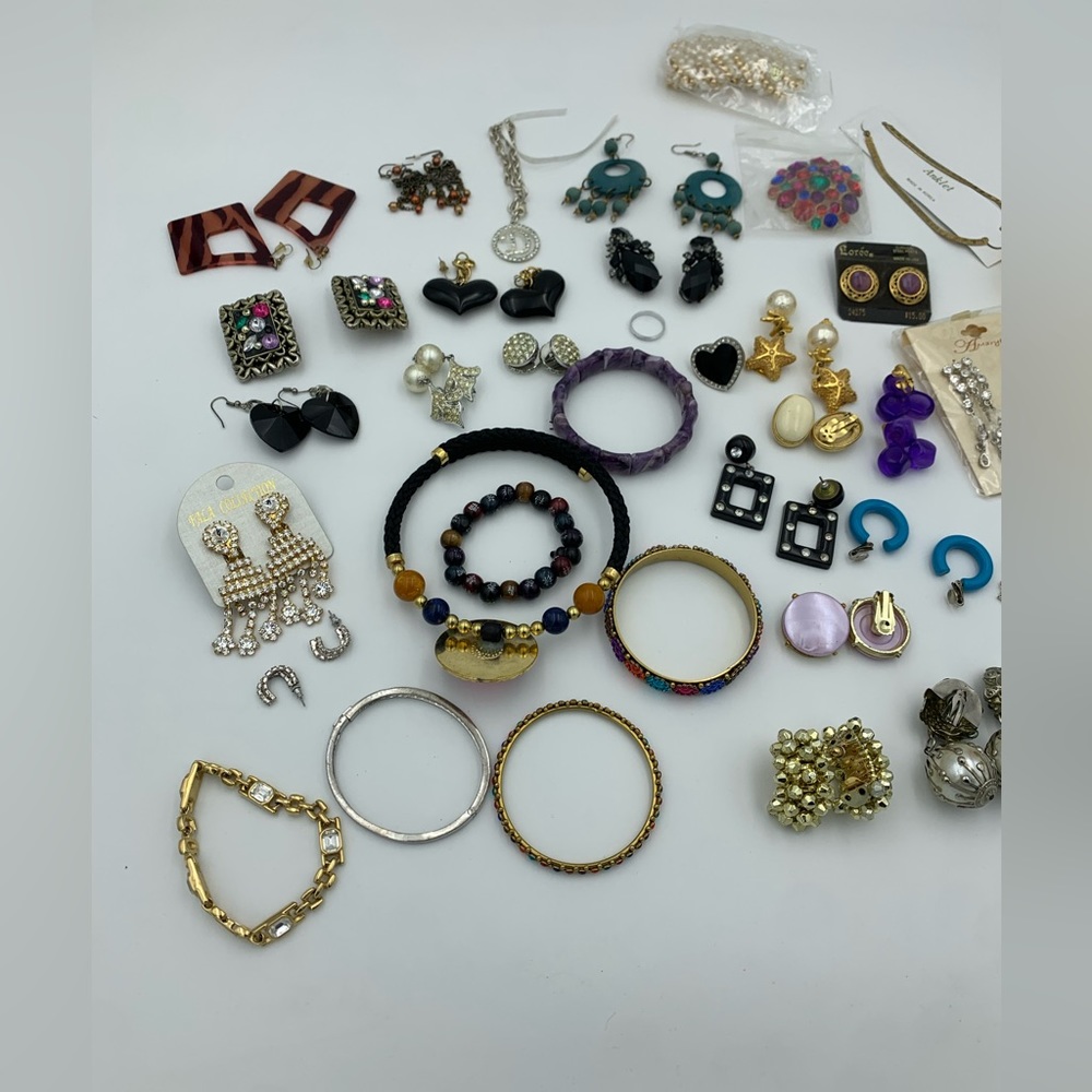 Woman accessories - Picture 3 of 5
